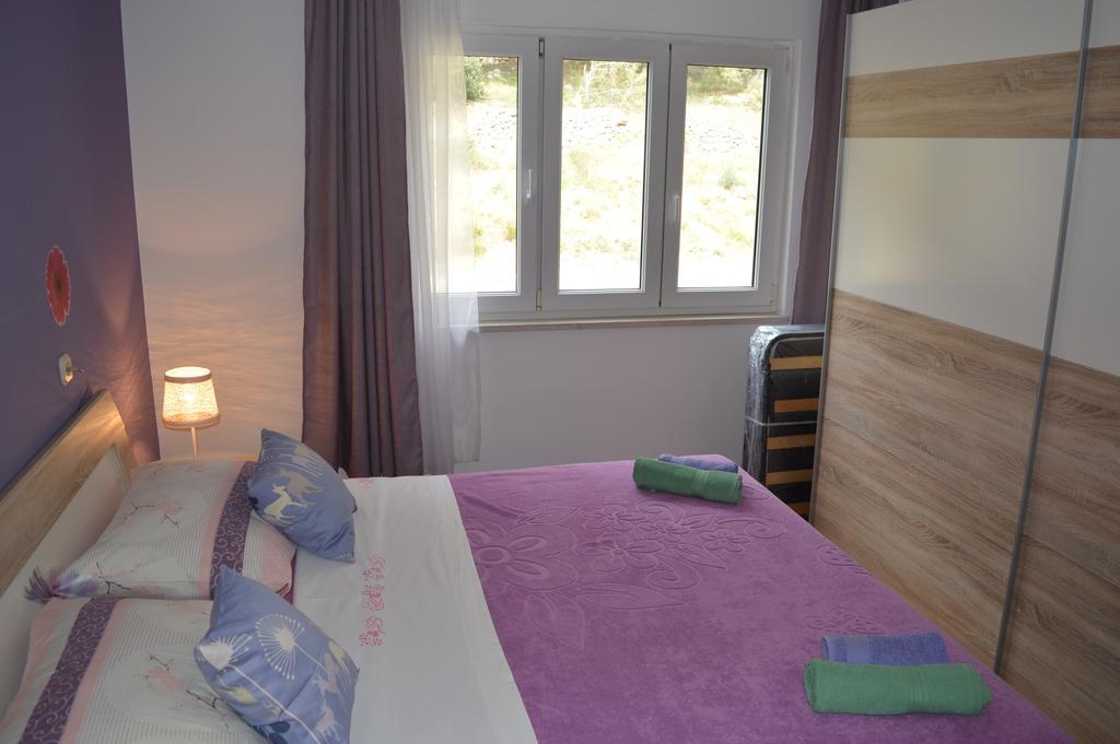 Nevena Apartment Omis